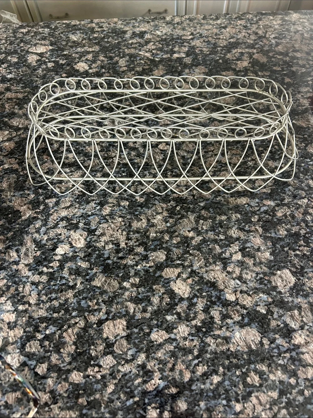 SILVERTONE RECTANGULAR WIRE BASKET